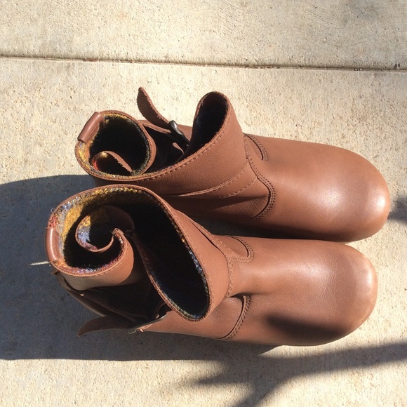 Women’s Sanita Leather Boots - Picture 8 of 8